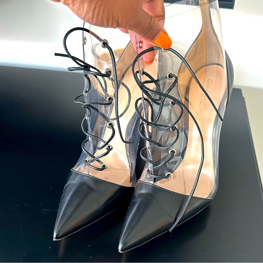 Beautiful Rossi Booties! only worn a couple of times but get compliments galore!